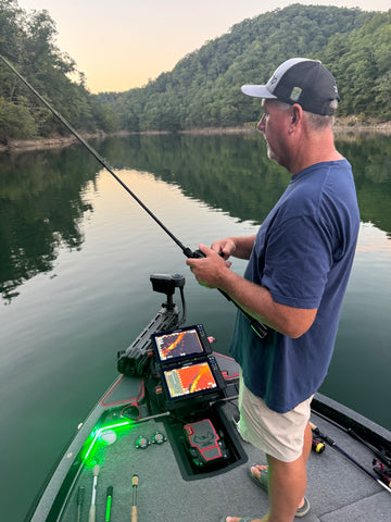 Angler running forward-facing sonar with BeamSync LEDs showing the beam direction on the deck rail