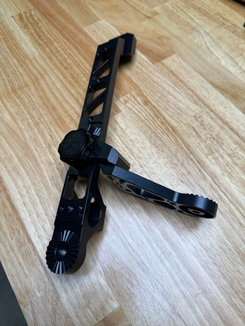 Garmin LVS42/LVS44 Rail Perspective Bracket